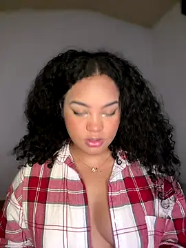 Lucy wilson5 online show from 10.10.25