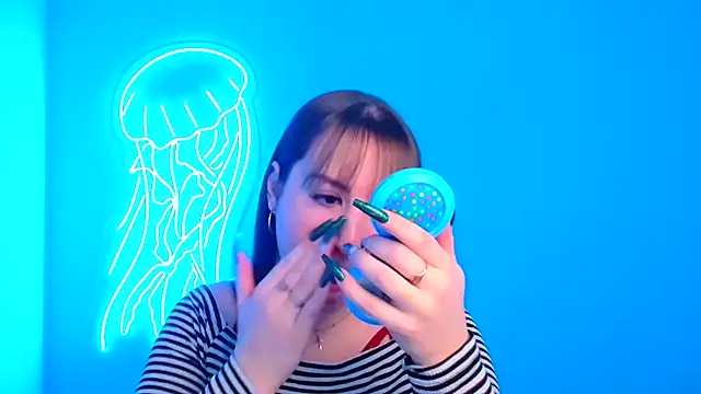 Snapshot of Evelina_GG chatting on 12.22.24 Evelina GG online show from 12.22.24