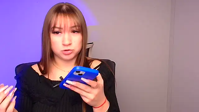 Snapshot of Evelina_GG chatting on 12.25.24 Evelina GG online show from 12.25.24