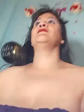 Snapshot of DirtyStefaniax chatting on 01.24.25 DirtyStefaniax online show from 01.24.25