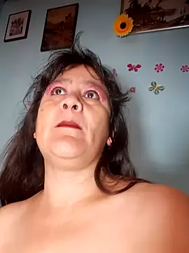 Snapshot of DirtyStefaniax chatting on 03.20.25 DirtyStefaniax online show from 03.20.25