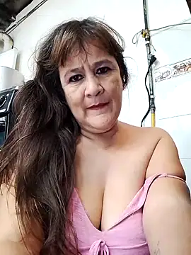 Snapshot of DirtyStefaniax chatting on 10.03.25 DirtyStefaniax online show from 10.03.25