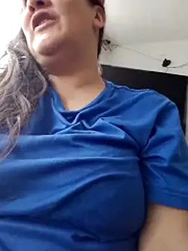 DirtyStefaniax online show from 12.15.25