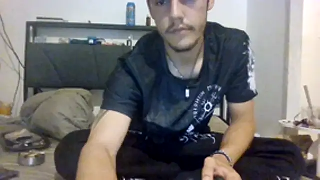 Snapshot of btungffhgg chatting on 07.15.26 btungffhgg online show from 07.15.26