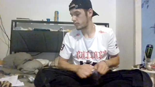 Snapshot of btungffhgg chatting on 07.17.26 btungffhgg online show from 07.17.26