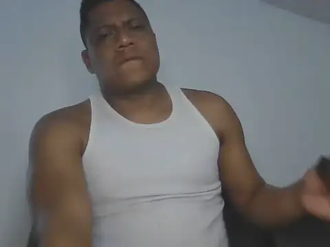Snapshot of latinblack01 chatting on 07.22.26 latinblack01 online show from 07.22.26