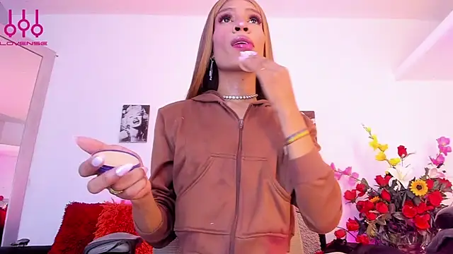 Snapshot of La_Perversa69 chatting on 04.04.26 La Perversa69 online show from 04.04.26