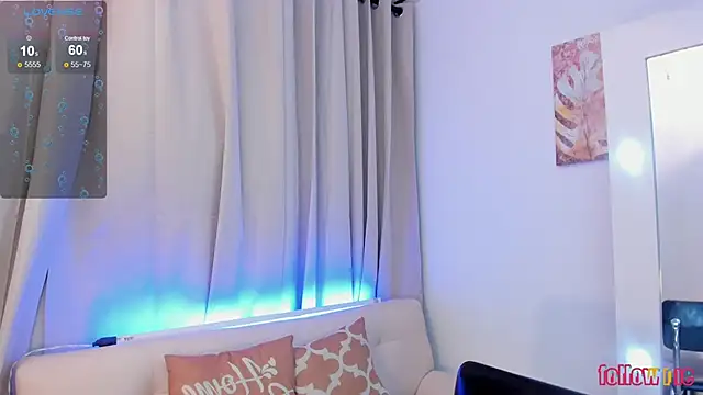 Snapshot of Samuel_Up chatting on 11.30.25 Samuel Up online show from 11.30.25