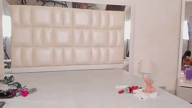 Snapshot of Alhana_pulido chatting on 03.06.25 Alhana pulido online show from 03.06.25