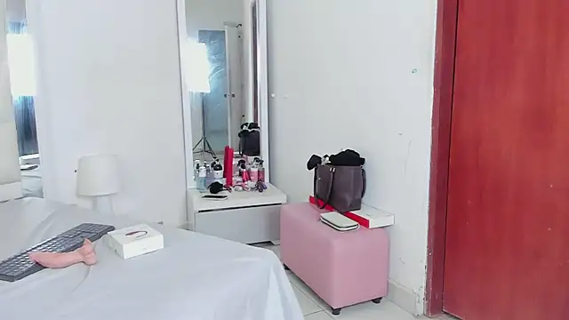 Snapshot of Alhana_pulido chatting on 03.22.25 Alhana pulido online show from 03.22.25