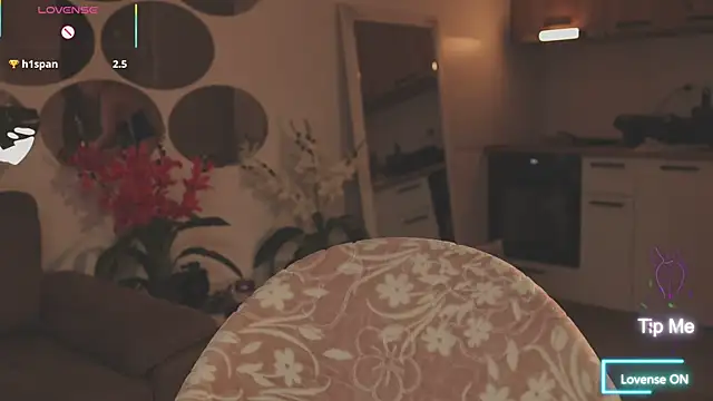 Snapshot of LikaBerry1 chatting on 10.29.25 LikaBerry1 online show from 10.29.25