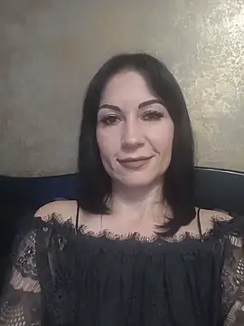 FireLily332 online show from 01.21.25