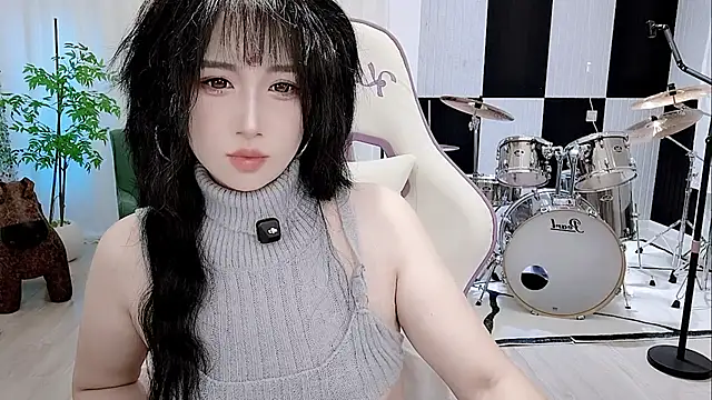 Vaness-a online show from 09.13.25