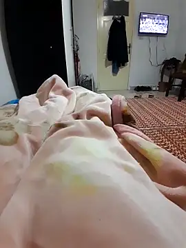 Snapshot of Hazembahloul chatting on 11.19.25 Hazembahloul online show from 11.19.25