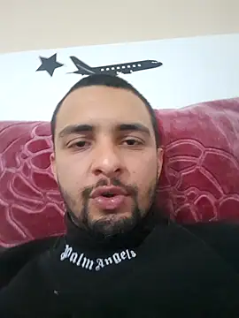 Snapshot of Hazembahloul chatting on 02.04.26 Hazembahloul online show from 02.04.26