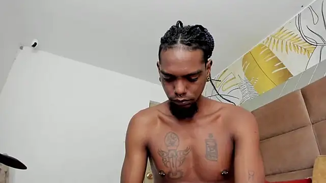 Snapshot of bigblackhotx1 chatting on 11.07.25 bigblackhotx1 online show from 11.07.25