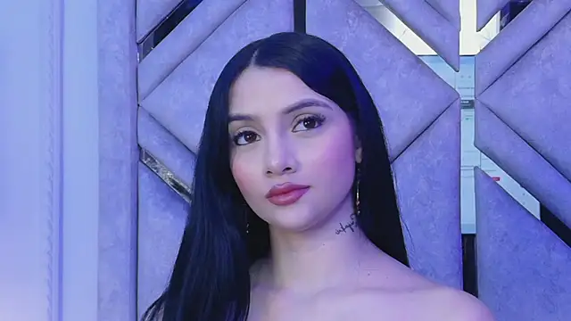 Harper-Avary online show from 04.06.26