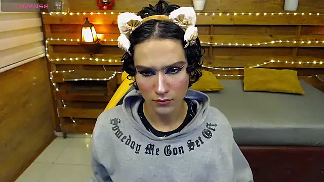 Snapshot of andy_staar chatting on 11.10.25 andy staar online show from 11.10.25