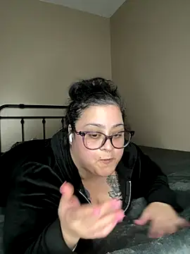 tillymarie34 online show from 11.29.25