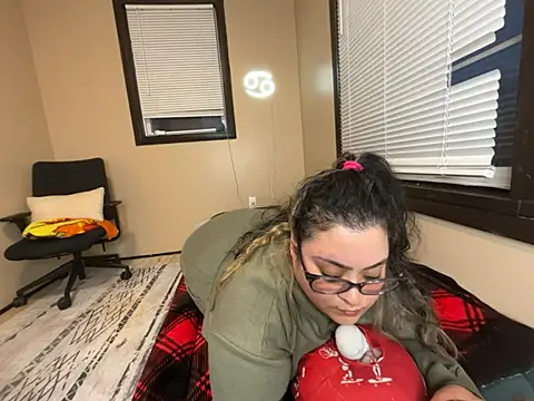 tillymarie34 online show from 02.11.26