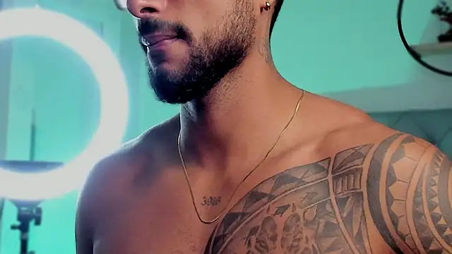 LiamGarcia1 online show from 01.06.25