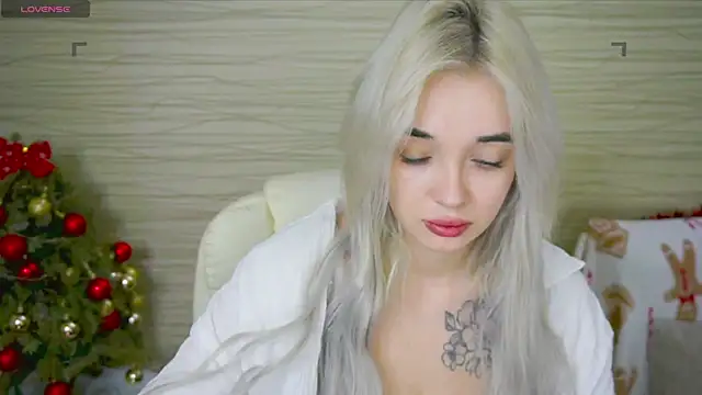 Snapshot of Ashley_S chatting on 01.31.25 Ashley S online show from 01.31.25