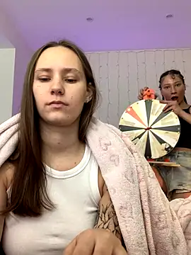 HotCaramellsTV online show from 09.10.25