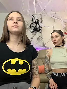 HotCaramellsTV online show from 10.30.25