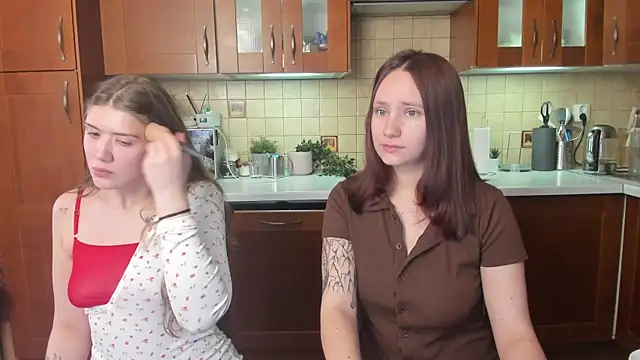 HotCaramellsTV online show from 05.12.26