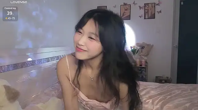 Luminous163 online show from 01.03.25