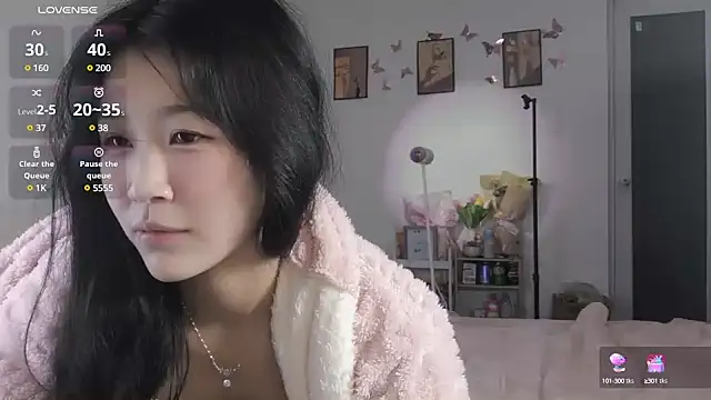 Luminous163 online show from 01.30.25