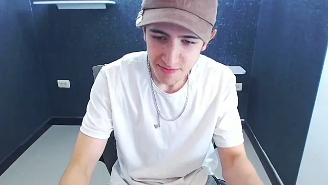 Kerverr  online show from 12.15.25