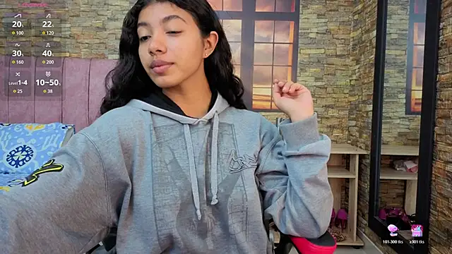 Snapshot of viktorya_xue chatting on 10.18.25 viktorya xue online show from 10.18.25