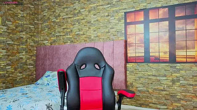 Snapshot of viktorya_xue chatting on 11.28.25 viktorya xue online show from 11.28.25