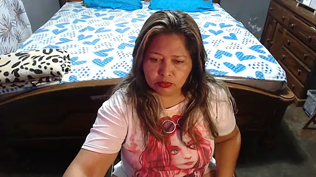 Snapshot of CANDYSWEET51 chatting on 02.25.25 CANDYSWEET51 online show from 02.25.25