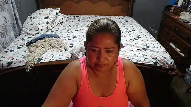 Snapshot of CANDYSWEET51 chatting on 03.12.25 CANDYSWEET51 online show from 03.12.25