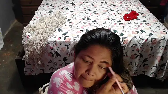 Snapshot of CANDYSWEET51 chatting on 10.03.25 CANDYSWEET51 online show from 10.03.25