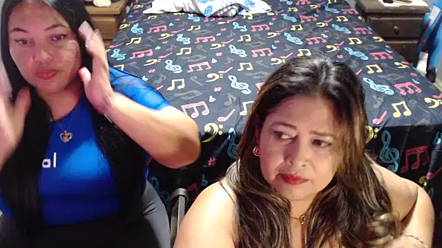 Snapshot of CANDYSWEET51 chatting on 10.10.25 CANDYSWEET51 online show from 10.10.25