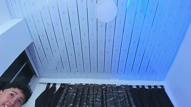 Snapshot of nova_sex01 chatting on 02.15.25 nova sex01 online show from 02.15.25