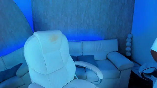 Snapshot of nova_sex01 chatting on 09.13.25 nova sex01 online show from 09.13.25