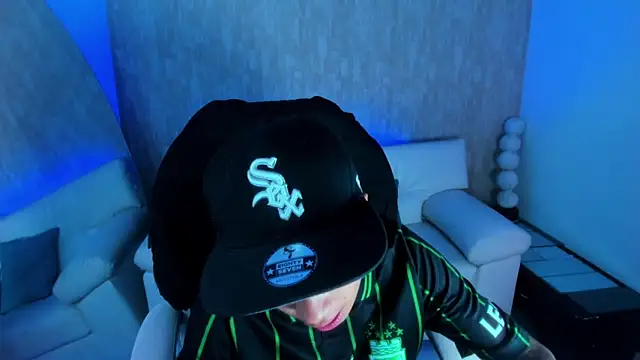 Snapshot of nova_sex01 chatting on 09.17.25 nova sex01 online show from 09.17.25