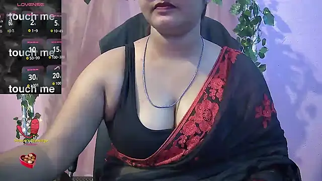 Snapshot of Pari-new chatting on 05.16.26 Pari-new online show from 05.16.26