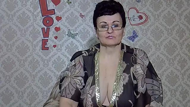 Snapshot of PaulaGolden chatting on 02.11.25 PaulaGolden online show from 02.11.25