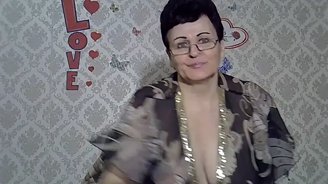 Snapshot of PaulaGolden chatting on 02.13.25 PaulaGolden online show from 02.13.25