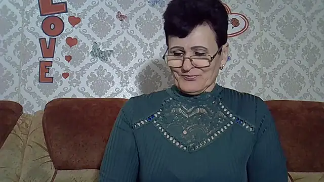 Snapshot of PaulaGolden chatting on 01.10.26 PaulaGolden online show from 01.10.26