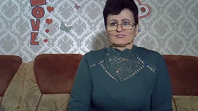 Snapshot of PaulaGolden chatting on 01.13.26 PaulaGolden online show from 01.13.26