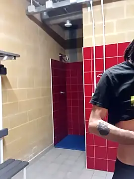 Snapshot of HastLuster chatting on 12.10.24 HastLuster online show from 12.10.24