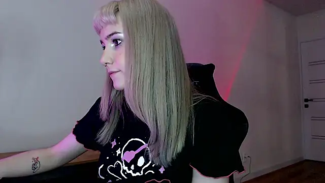 Princess Shy    online show from 02.25.25