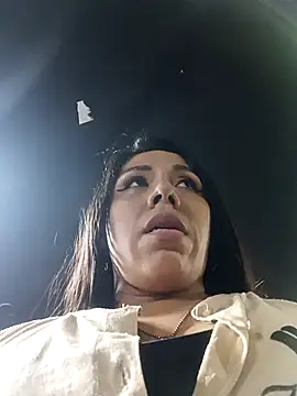 Snapshot of Karenn12 chatting on 11.08.25 Karenn12 online show from 11.08.25