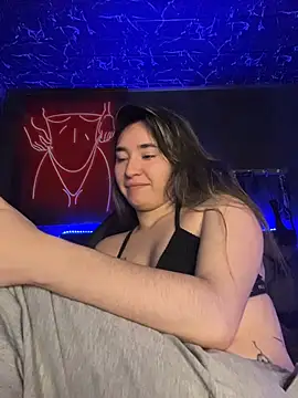 Snapshot of Sophie_LS chatting on 11.01.25 Sophie LS online show from 11.01.25